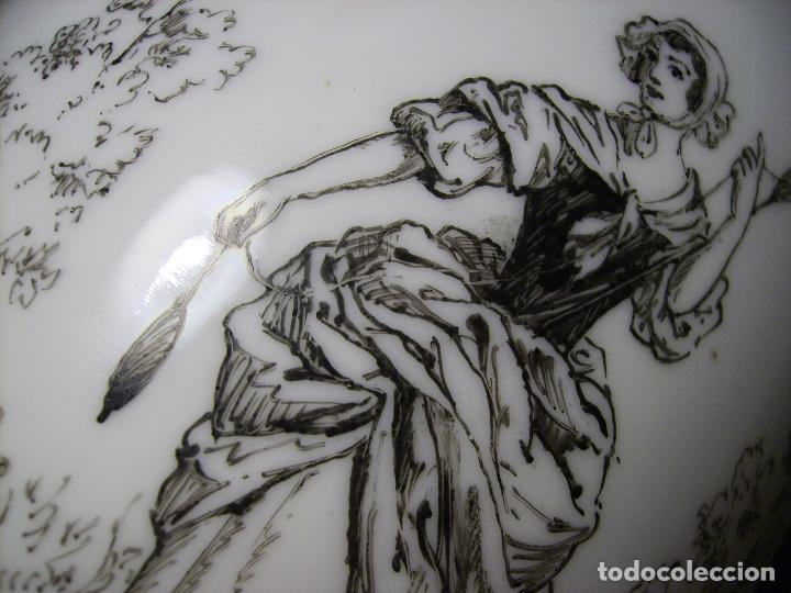 Antig&uuml;edades: JARR&Oacute;N  DE  OPALINA  BLANCA - Foto 23