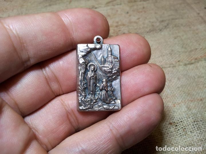 Antig&uuml;edades: ANTIGUA MEDALLA LOURDES - Foto 1