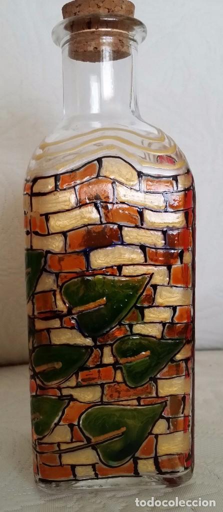 Antig&uuml;edades: BOTELLA ESMALTADA DE CRISTAL USA - Foto 2