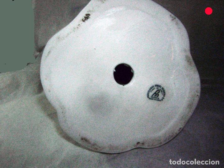Antig&uuml;edades: FIGURA DE PORCELANA - Foto 5