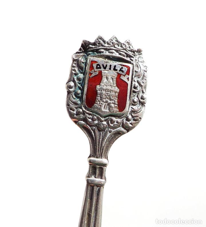 Antig&uuml;edades: CUCHARILLA DE PLATA CON ESCUDO DE AVILA - Foto 2