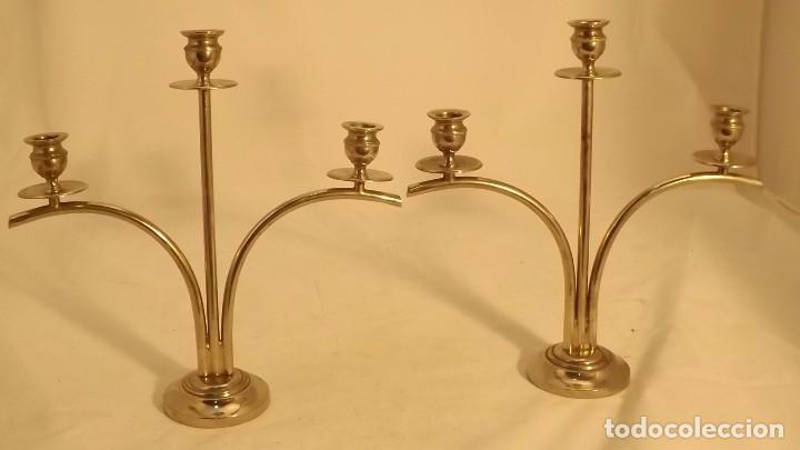 Antig&uuml;edades: Pareja de candelabros plateados - Foto 5