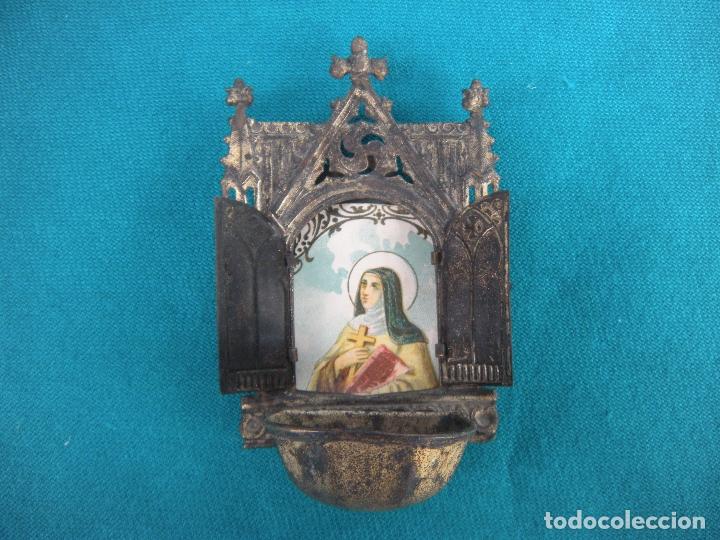 Antig&uuml;edades: BENDITERA CAPILLA CON VENTANAS - Foto 5