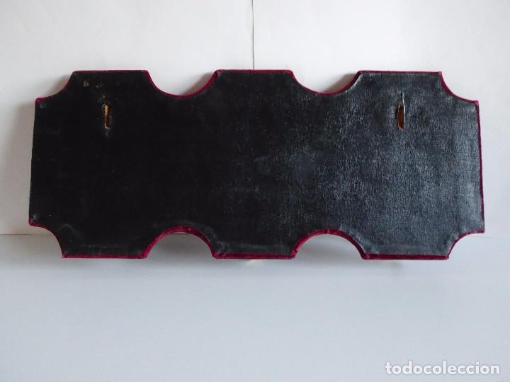 Antig&uuml;edades: ANTIGUA PERCHA DE PARED - Foto 2