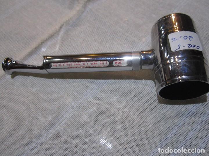 Oggetti Antichi: Medidor para c&oacute;cteles .Con diferentes recetas en el mango