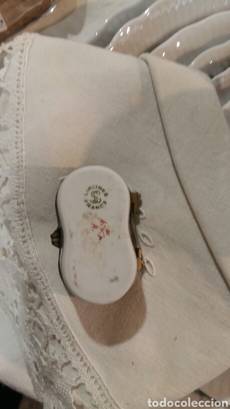 Antig&uuml;edades: Antiguo pastillero de Limoges - Foto 2