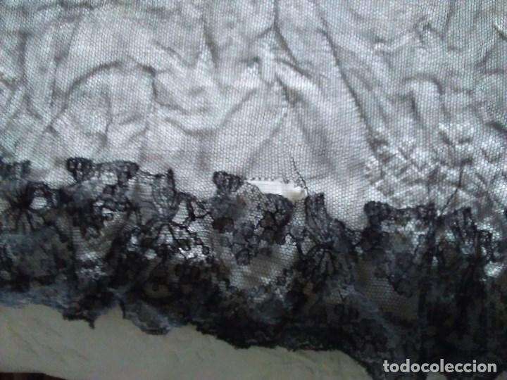 Antig&uuml;edades: Mantilla rectangular de encaje negro - Foto 11