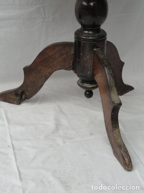 Antig&uuml;edades: ANTIGUO COSEDOR ISABELINO. MESA AUXILIAR. - Foto 5