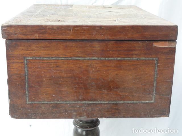 Antig&uuml;edades: ANTIGUO COSEDOR ISABELINO. MESA AUXILIAR. - Foto 14