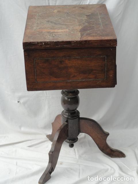 Antig&uuml;edades: ANTIGUO COSEDOR ISABELINO. MESA AUXILIAR. - Foto 19