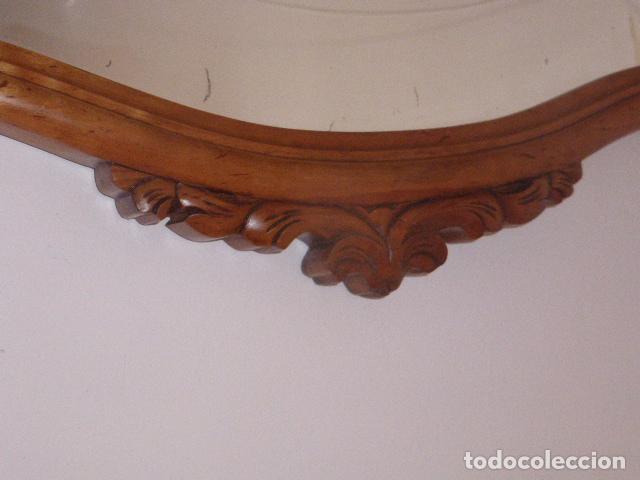 Antig&uuml;edades: ANTIGUO ESPEJO DE MADERA TALLADA - Foto 2