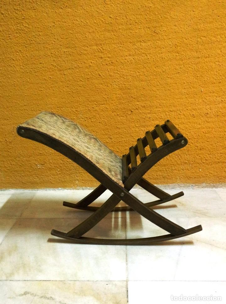Antig&uuml;edades: BANQUETA MECEDORA. REF. 5938 - Foto 4
