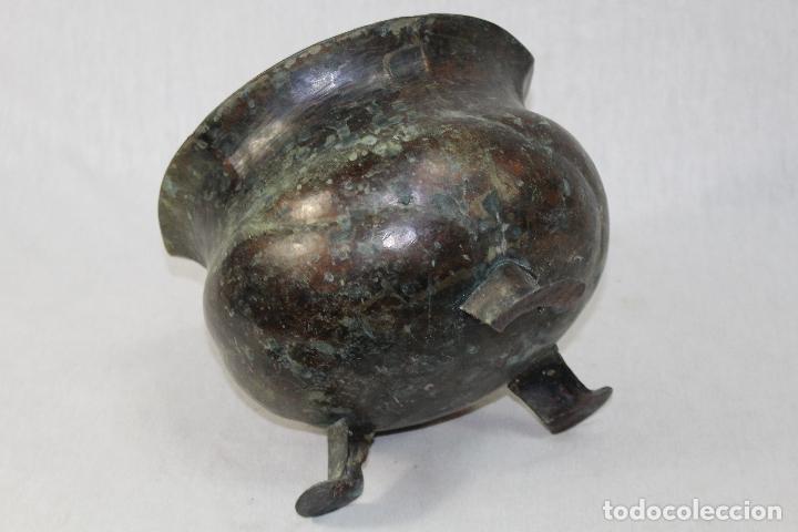 Antig&uuml;edades: macetero antiguo de metal - cobre - Foto 4