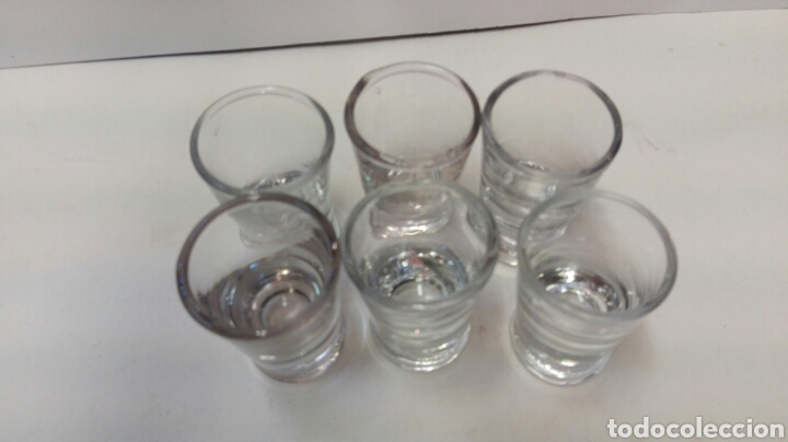 Antig&uuml;edades: Vasos para chupito - Foto 2