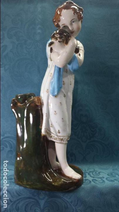 Antig&uuml;edades: NI&Ntilde;A CON PERRO EN PORCELANA - Foto 1