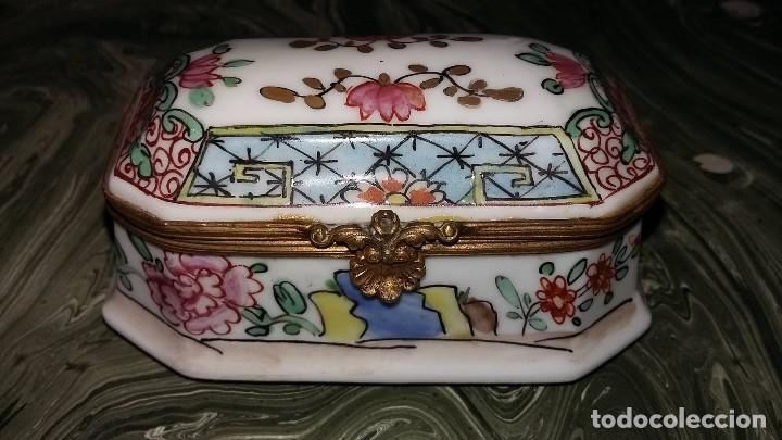 Antig&uuml;edades: CAJA PARA RAP&Eacute; SNUFFBOXES SIGLO XIX estilo KAKIEMON - Foto 1