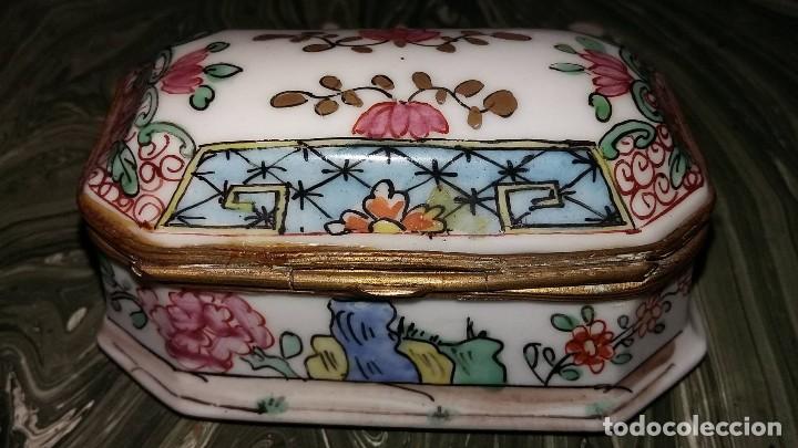 Antig&uuml;edades: CAJA PARA RAP&Eacute; SNUFFBOXES SIGLO XIX estilo KAKIEMON - Foto 2