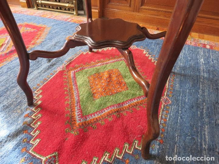 Antig&uuml;edades: Preciosa mesa sal&oacute;n - Foto 3