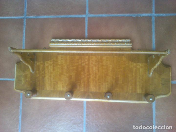 Antig&uuml;edades: ANTIGUO Perchero 4 perchas - Foto 2