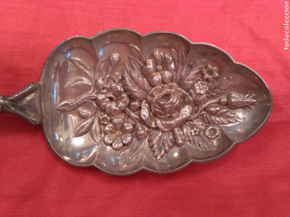 Antig&uuml;edades: Cucharas victorianas plateadas con su estuche - Foto 4