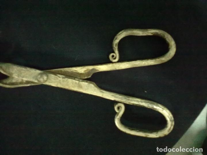 Antig&uuml;edades: TENAZAS HIERRO FORJADO. - Foto 3