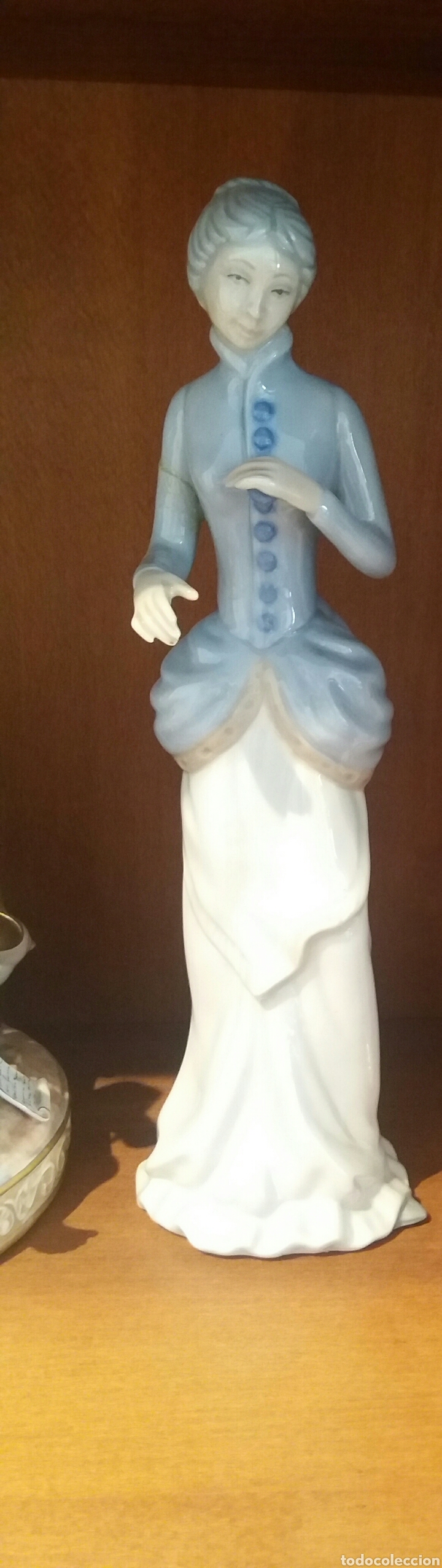 Antig&uuml;edades: FIGURA DE PORCELANA - Foto 5