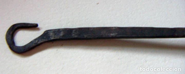 Antig&uuml;edades: Antigua pieza a identificar mide 39 cm - Foto 2