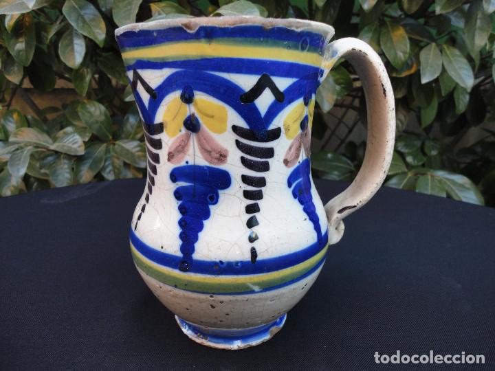 Antig&uuml;edades: Jarra vinatera de Talavera XIX - Foto 1