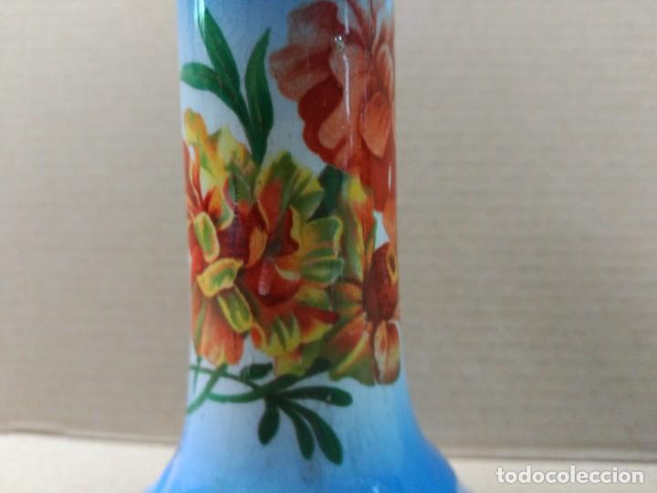 Antig&uuml;edades: Candelabro de porcelana - Foto 6