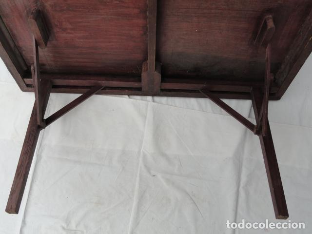 Antig&uuml;edades: ANTIGUA MESA DE JUEGO PLEGABLE. - Foto 4