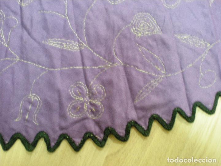 Antig&uuml;edades: ANTIGUA CAPELINA DE TRAJE REGIONAL - Foto 4