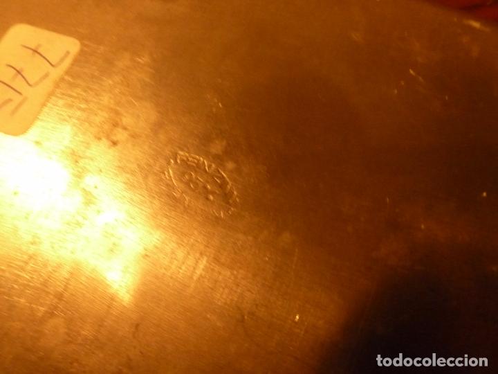 Antig&uuml;edades: bandeja de esta&ntilde;o - Foto 2