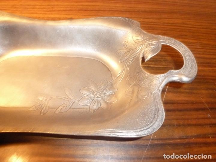 Antig&uuml;edades: bandeja de esta&ntilde;o - Foto 10