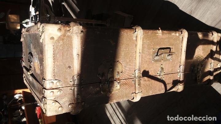 Antig&uuml;edades: ANTIGUO BAUL-MALETA - Foto 4