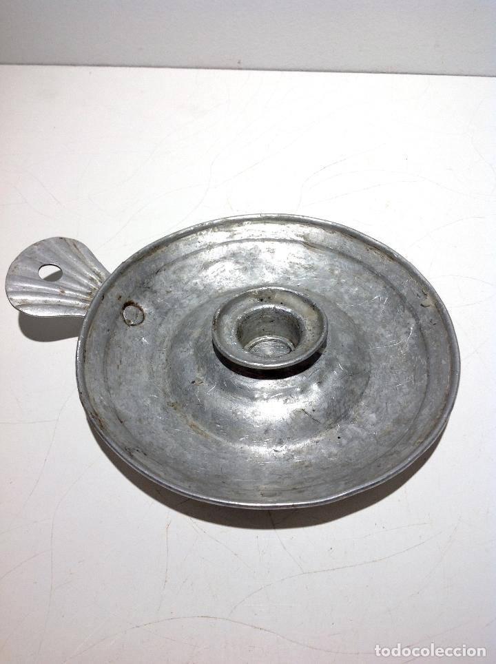 Antig&uuml;edades: ANTIGUA PALMATORIA DE ALUMINIO PARA VELAS - Foto 4