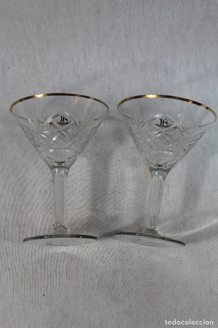 Antig&uuml;edades: 2 copas en cristal tallado con ribetes en oro - Foto 1