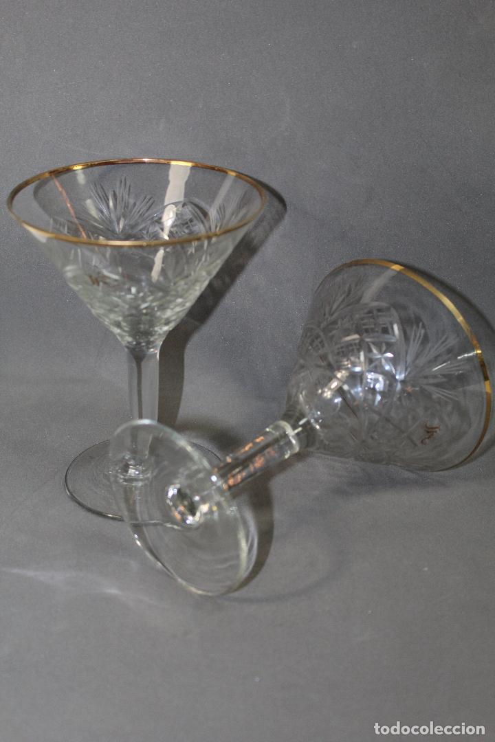 Antig&uuml;edades: 2 copas en cristal tallado con ribetes en oro - Foto 6
