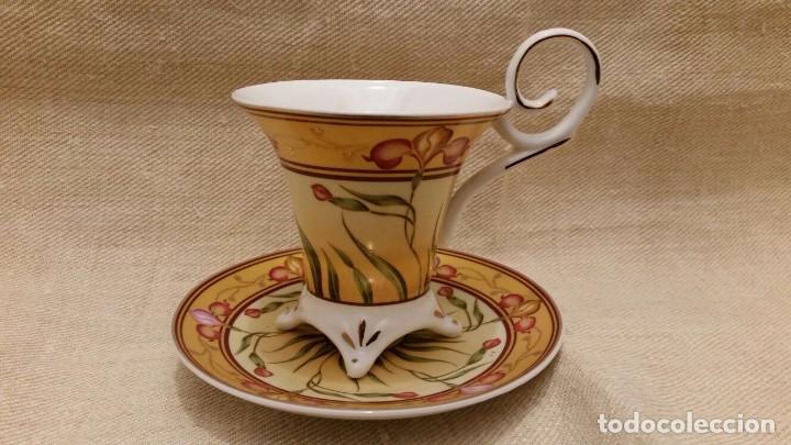 Antig&uuml;edades: Par de tazas francesas D&eacute;cor du Galion - Foto 1