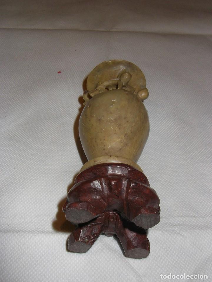 Antig&uuml;edades: Florero en piedra tallada 12 cm. - Foto 2