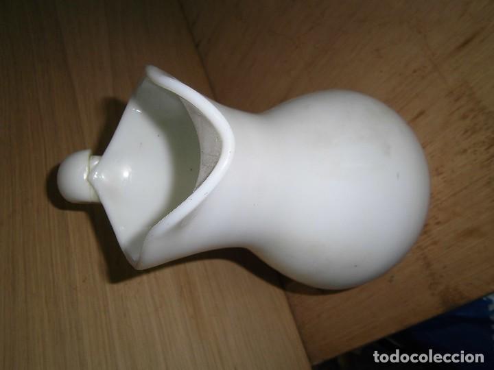 Antig&uuml;edades: jarra de porcelana blanca, - Foto 3