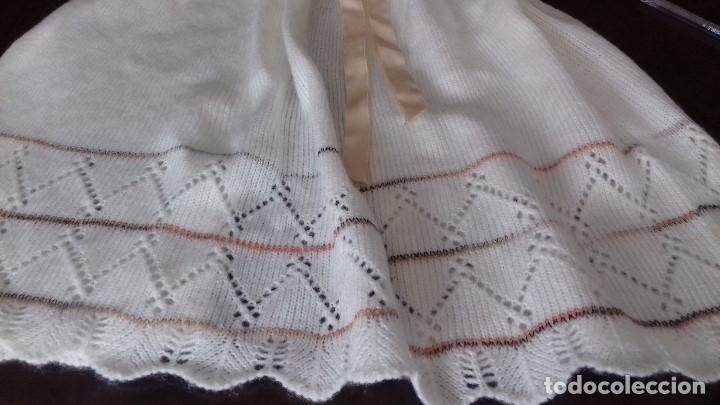 Antig&uuml;edades: BONITO VESTIDO DE PUNTO DE BEB&Eacute;. - Foto 3