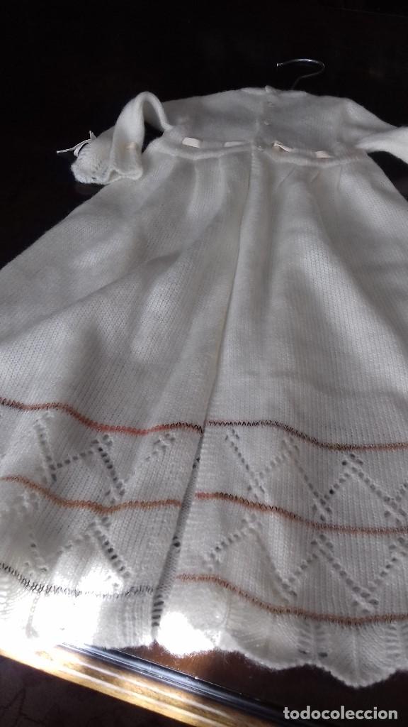 Antig&uuml;edades: BONITO VESTIDO DE PUNTO DE BEB&Eacute;. - Foto 4