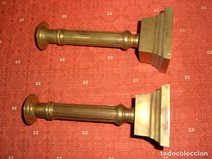 Antig&uuml;edades: pareja candeleros - Foto 1