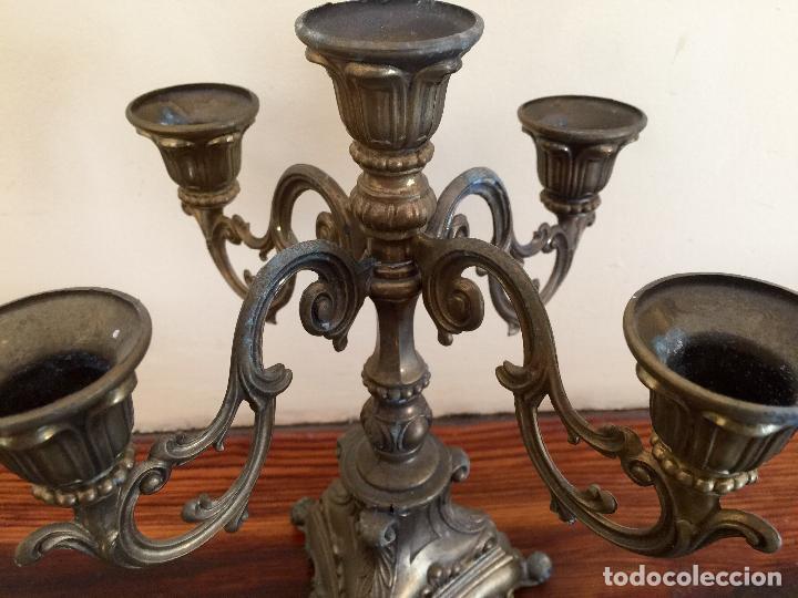 Antig&uuml;edades: ANTIGUO CANDELABRO DE BRONCE - Foto 3