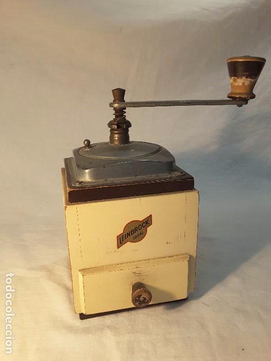 Antiguidades: Molinillo Ideal, 1940