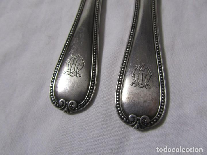 Antig&uuml;edades: 2 antiguos cuchillos de postre de plata con contrastes - Foto 3