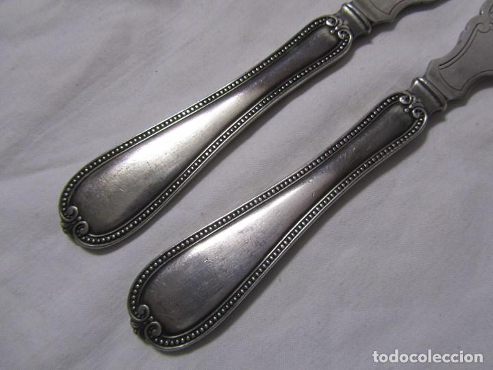 Antig&uuml;edades: 2 antiguos cuchillos de postre de plata con contrastes - Foto 8