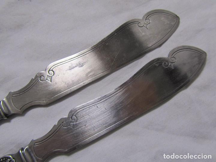 Antig&uuml;edades: 2 antiguos cuchillos de postre de plata con contrastes - Foto 9