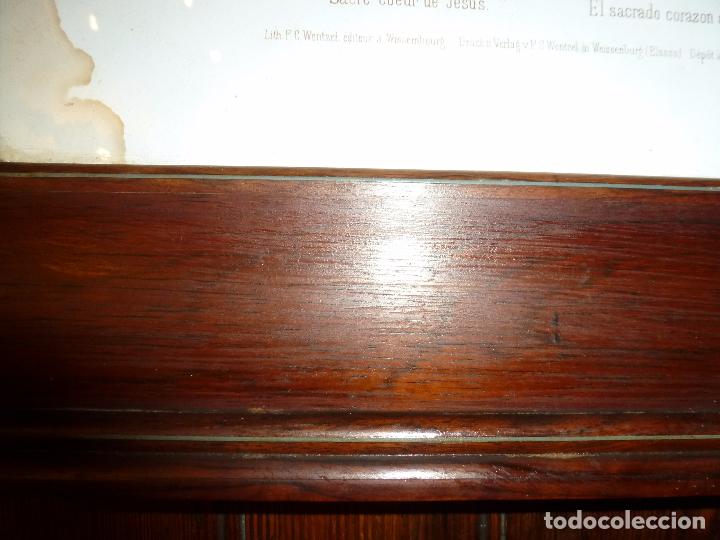 Antig&uuml;edades: MARCO DE MADERA CON ESTAMPA RELIGIOSA - Foto 2