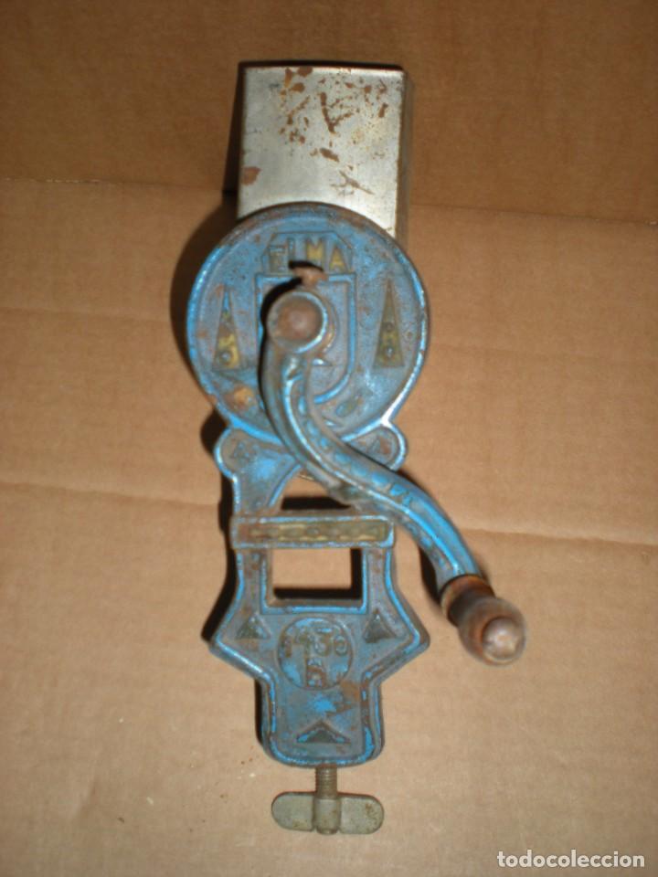 Antig&uuml;edades: molinillo de pan manual, marca Elma - Foto 3
